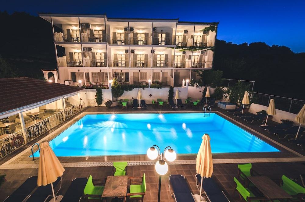 Hotel Nereides Патітірі Екстер'єр фото